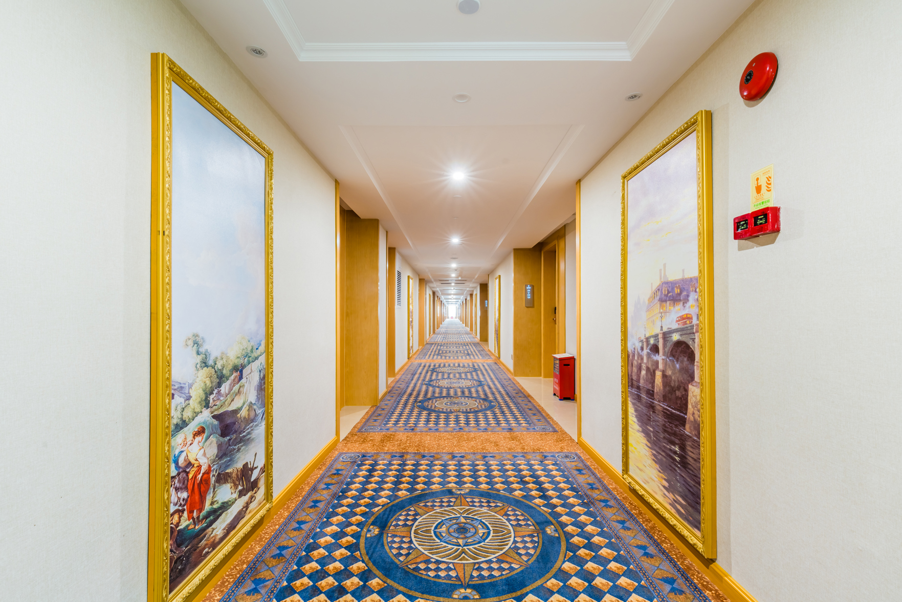 Vienna International Hotel ( Shunde Jun'anBiguiyuan Golf Club) 3*