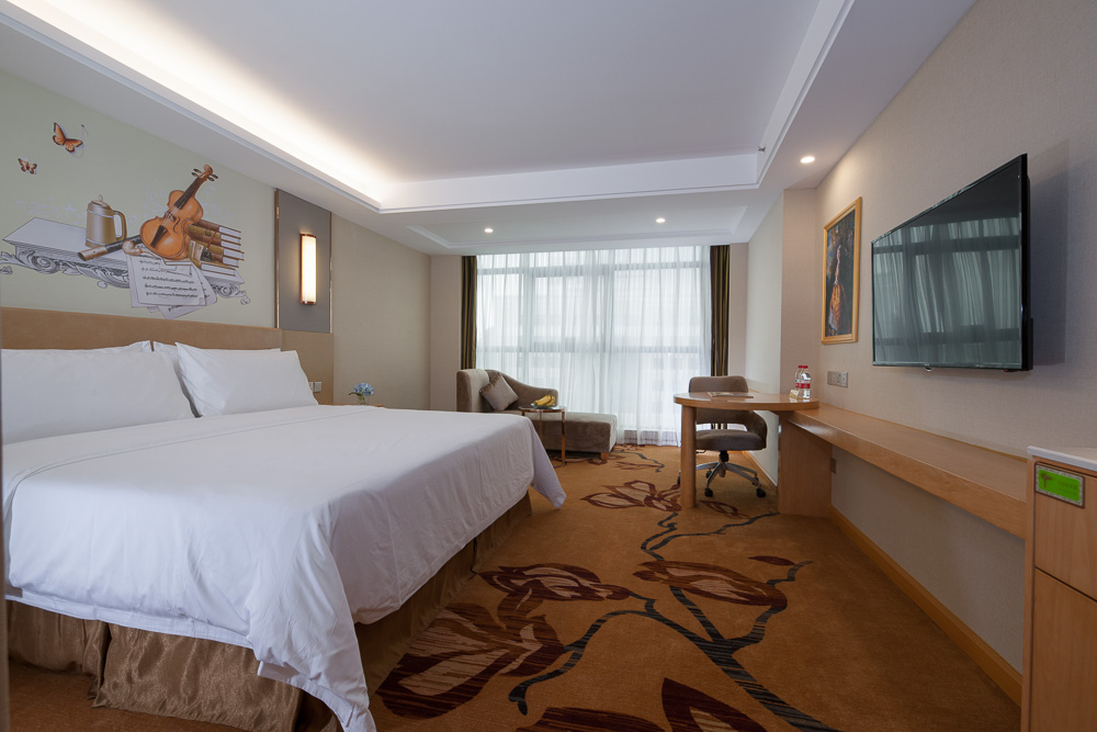 Vienna International Hotel ( Shunde Jun'anBiguiyuan Golf Club) 3*