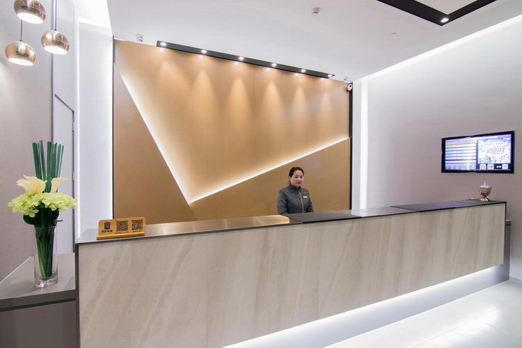 Homeinn Selected Hotel (Nantong Renmin Middle Road Dongjing International) 3*