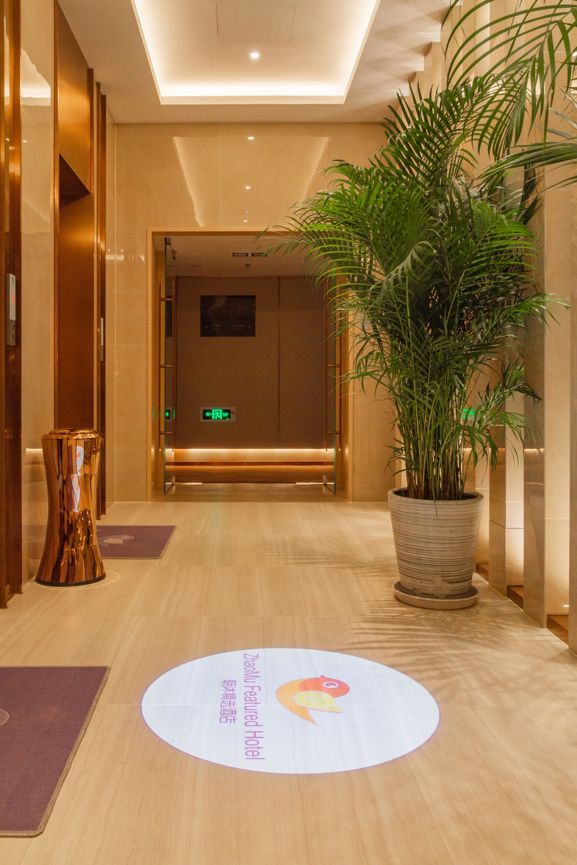 Chongqing Chaomu Collection Hotel (Banan Wanda Xuetangwan Subway Station) 3*