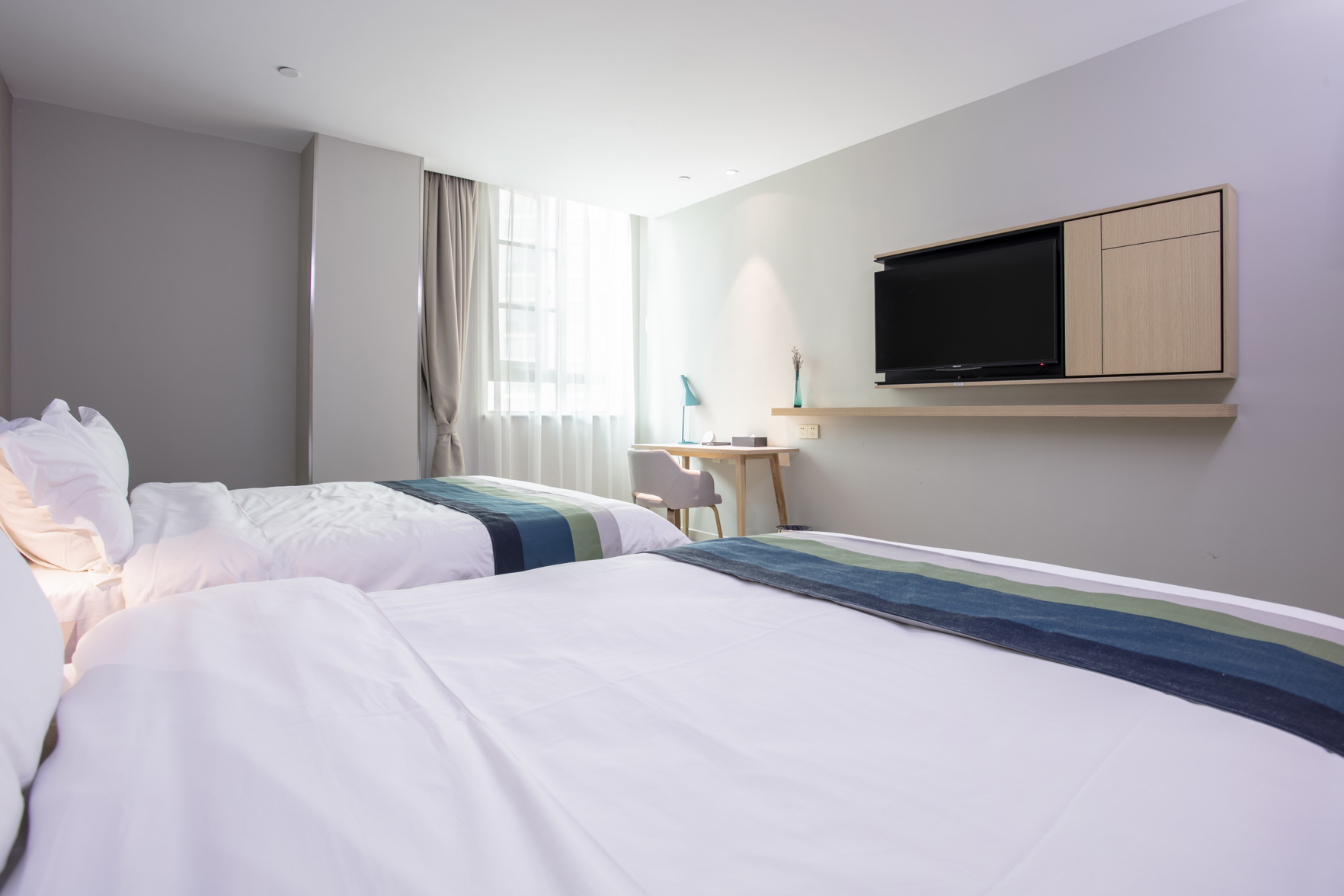 Homeinn Selected Hotel (Sanmenxia High-speed Railway South Station) 3*