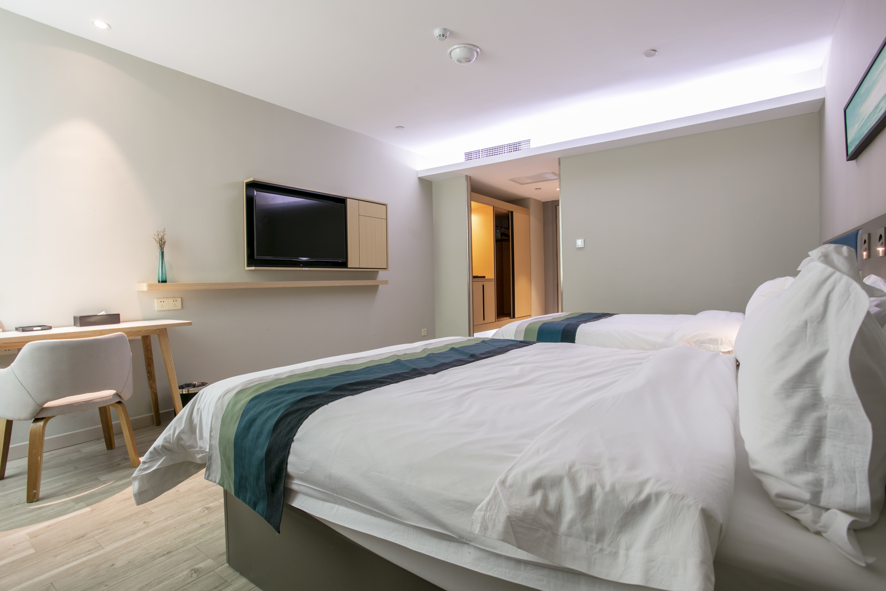 Homeinn Selected Hotel (Sanmenxia High-speed Railway South Station) 3*