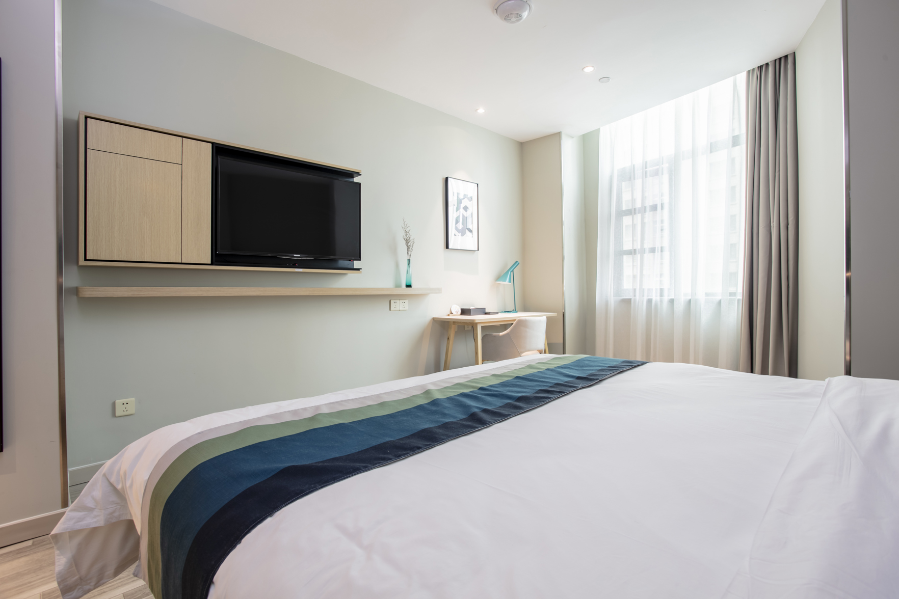 Homeinn Selected Hotel (Sanmenxia High-speed Railway South Station) 3*
