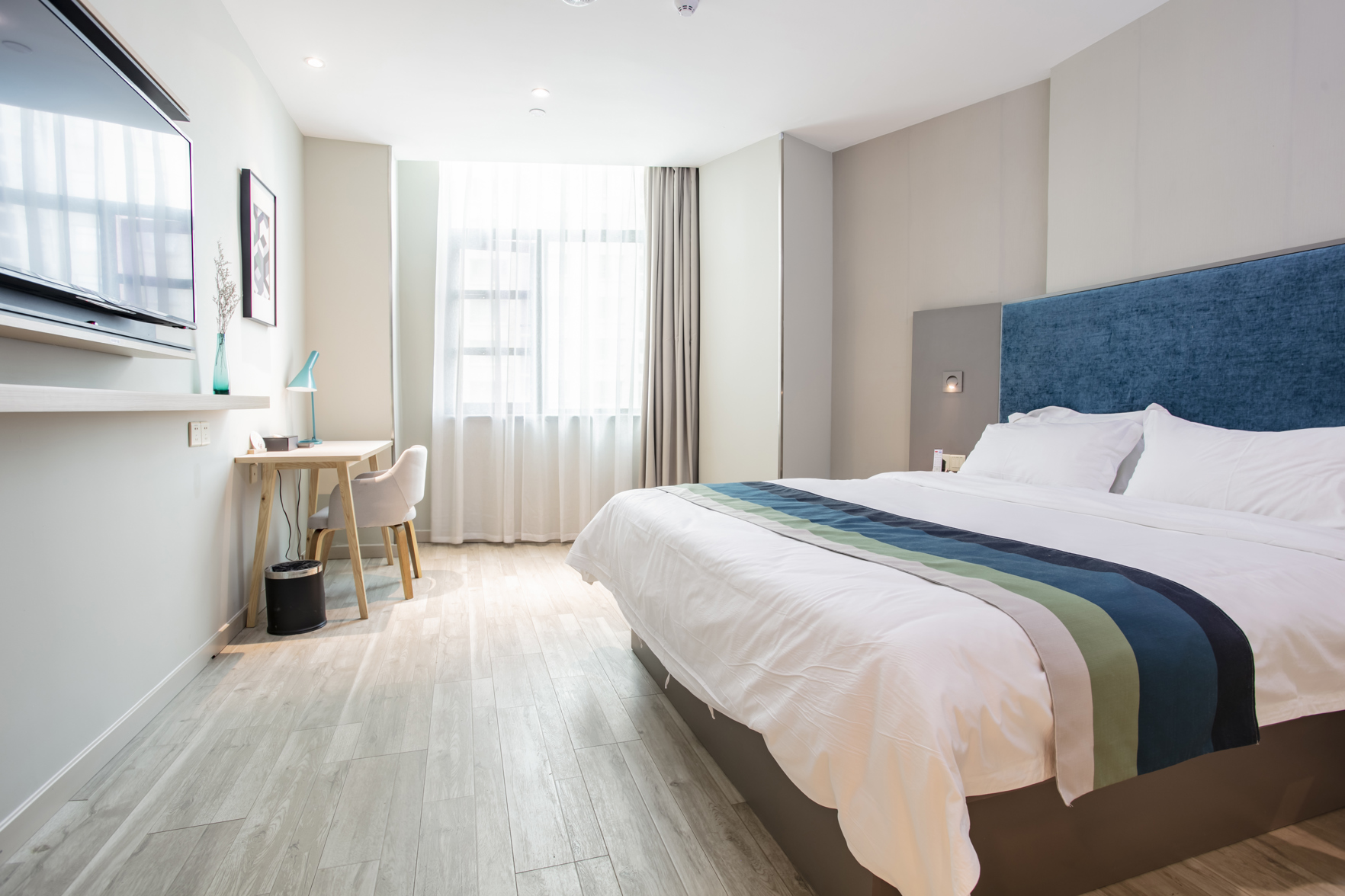 Homeinn Selected Hotel (Sanmenxia High-speed Railway South Station) 3*