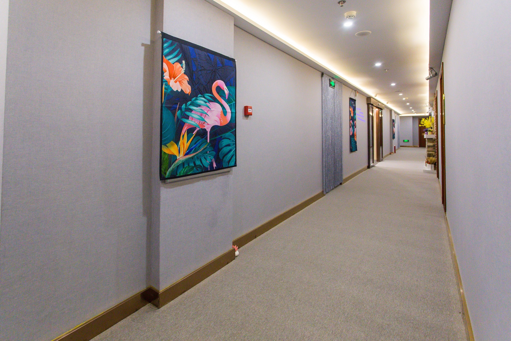 Aljin Hotel (Harbin West Railway Station Wanda Plaza Branch) 0*