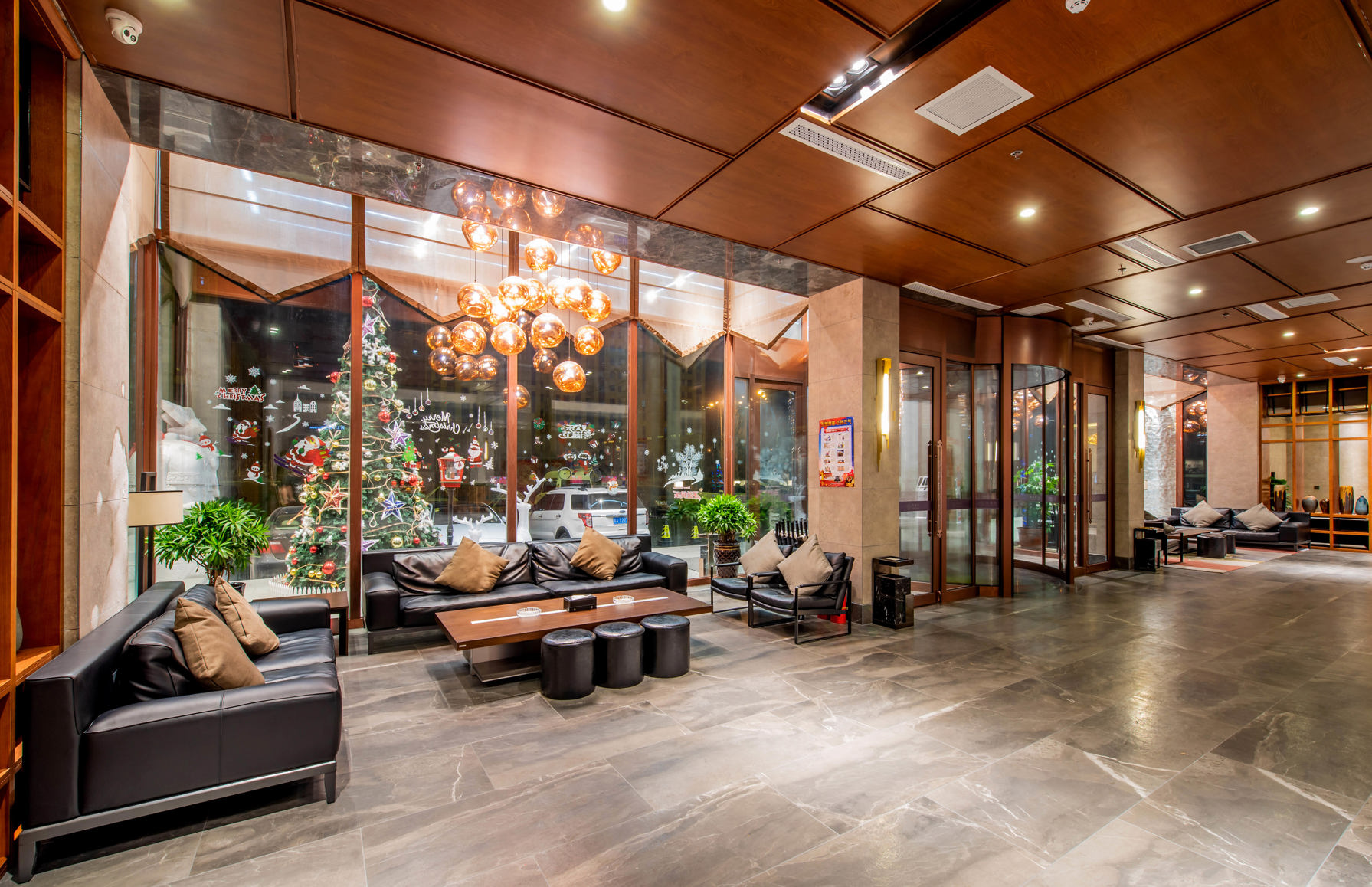 Jichun Hotspring Resort & Spa 3*