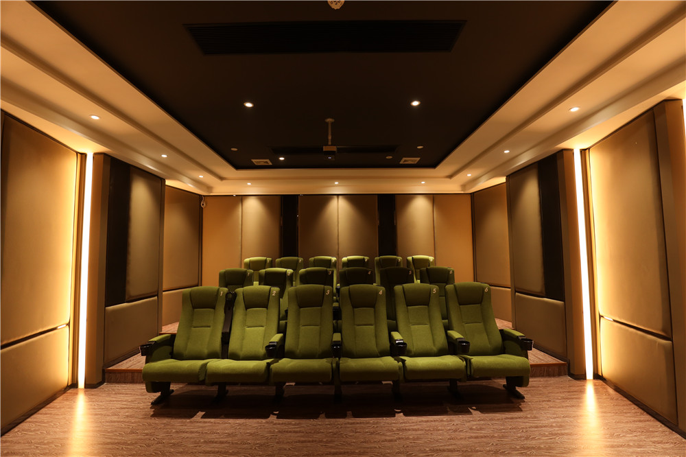 BaiLiQuanZhiJiuDian Hotel (Heshan Plaza) 3*