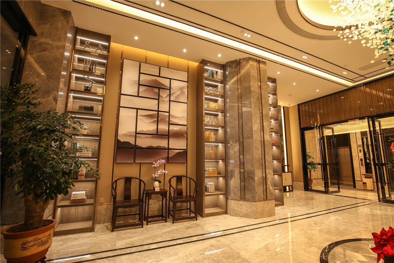BaiLiQuanZhiJiuDian Hotel (Heshan Plaza) 3*