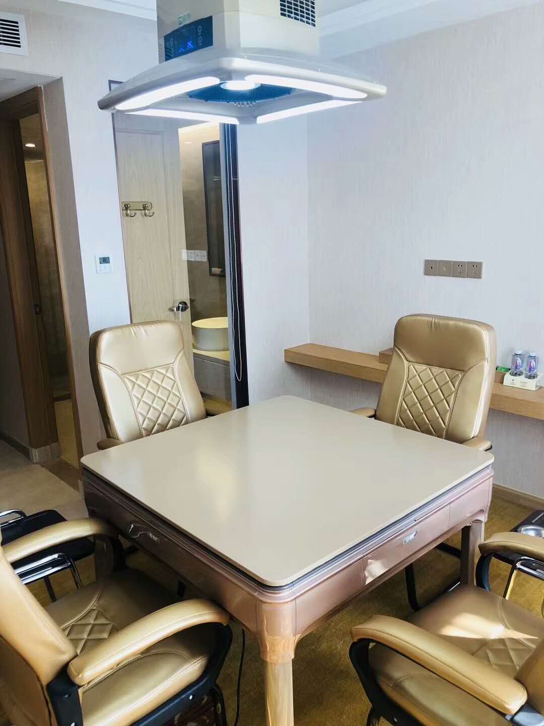 New World International Hotel 3*