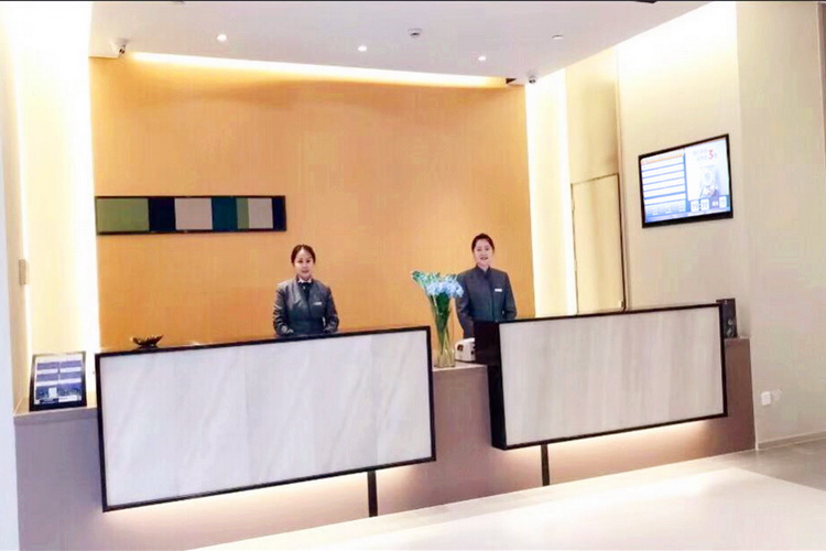 Homeinn Selected Hotel (Ningbo East New City International Convention Center) 3*