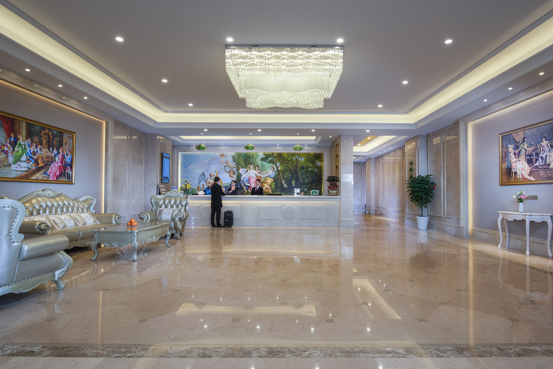 Vienna Hotel (Guangyi Store, Xiangsihu University Town, Nanning) 3*