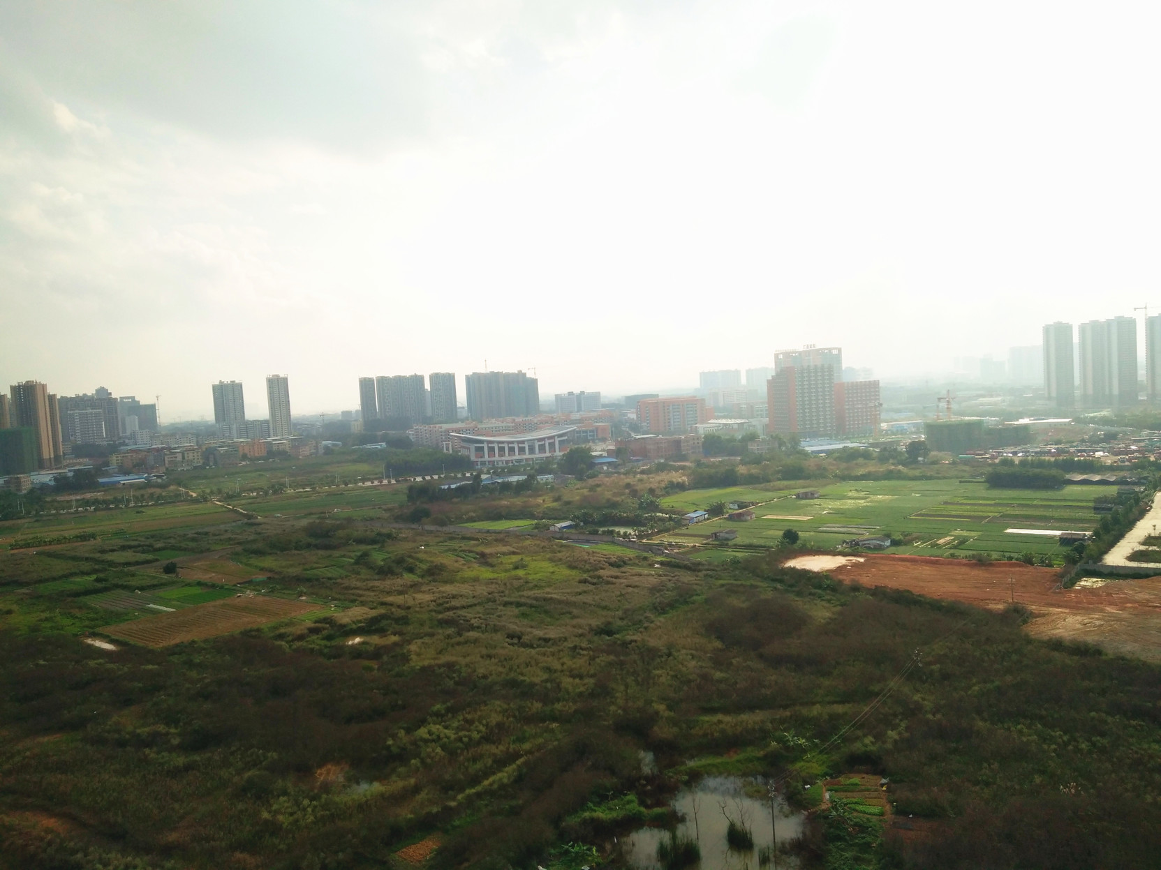 Vienna Hotel (Guangyi Store, Xiangsihu University Town, Nanning) 3*