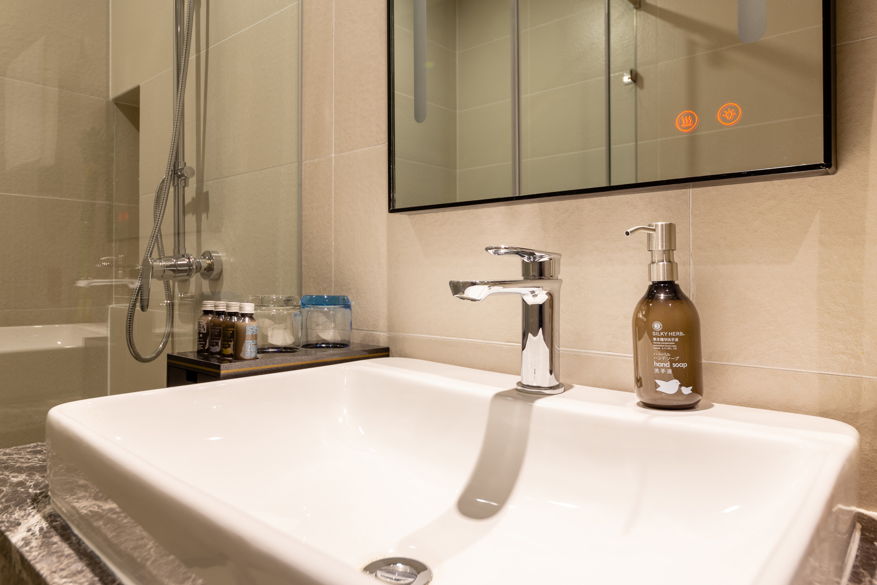 Homeinn Selected Hotel (Shenyang Hunnan 21st Century Building Subway Station) 3*