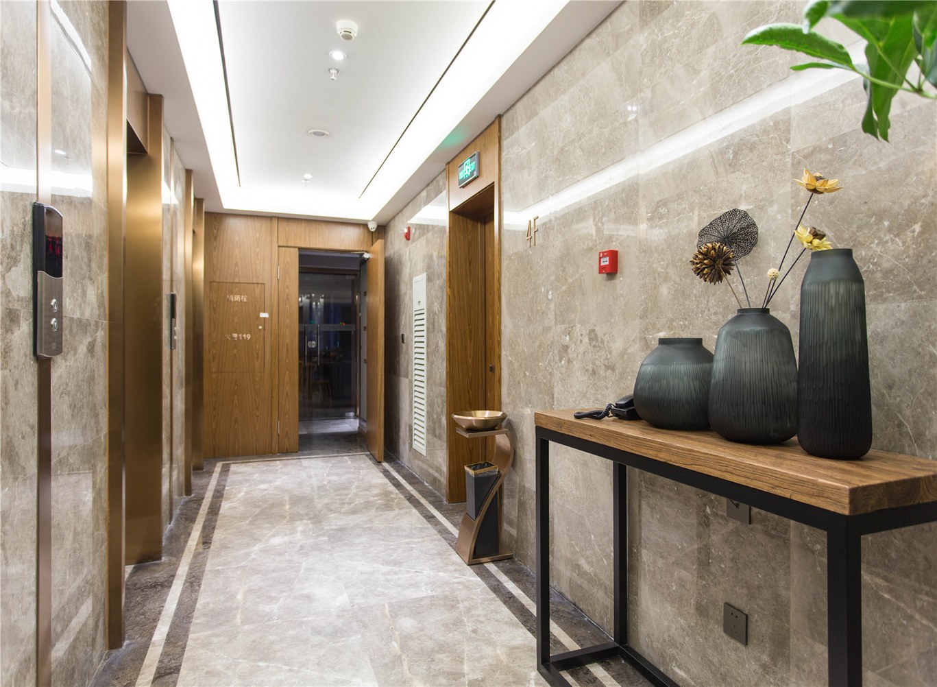 Yitel Collection (Shenyang Hunnan Olympic Sports Caixia Street Subway Station Branch ) 3*