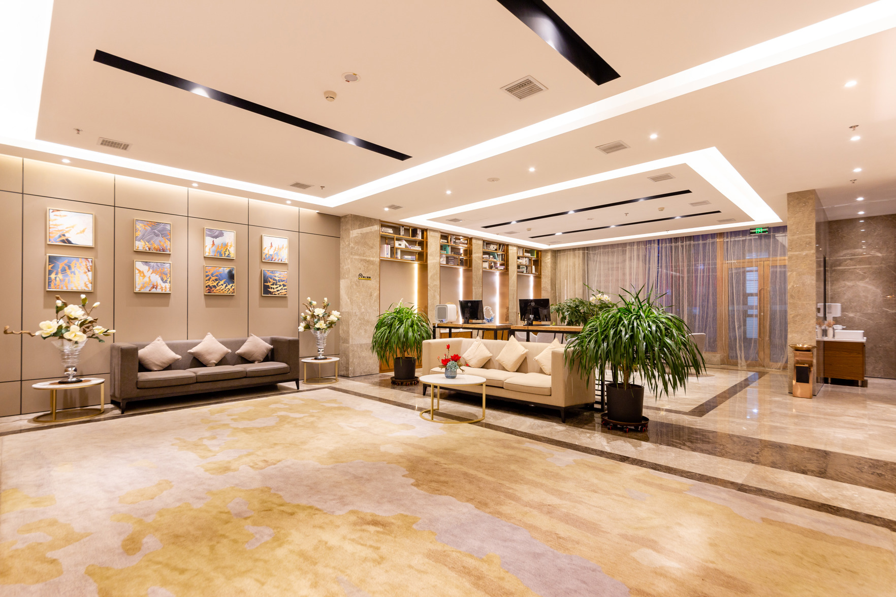 Yitel Collection (Shenyang Hunnan Olympic Sports Caixia Street Subway Station Branch ) 3*