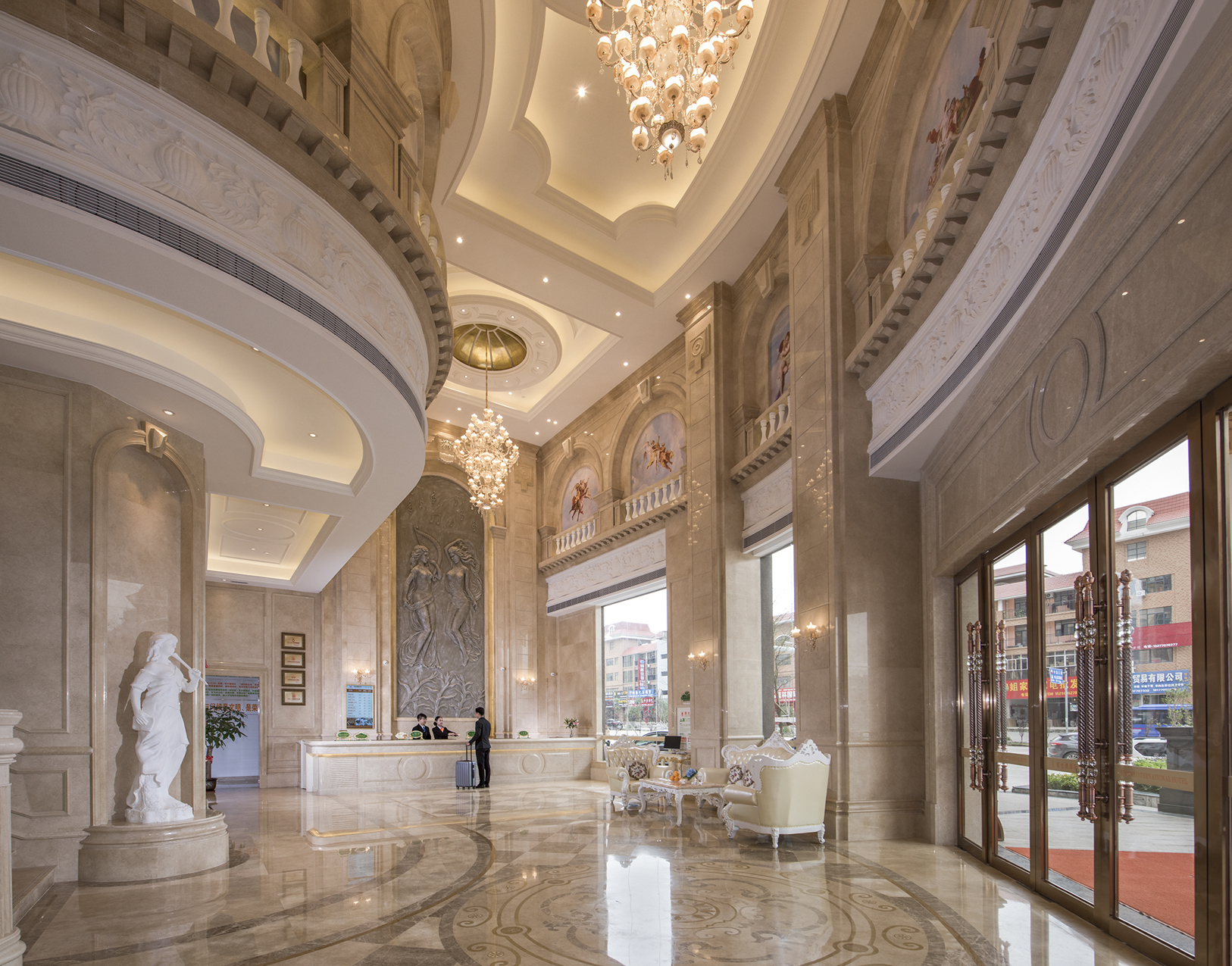 Vienna International Hotel (Fangchenggang Administrative Center High-speed Railway Station Branch) 3*