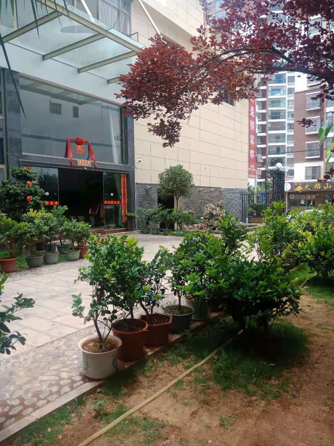Shengdu Hotel 3*