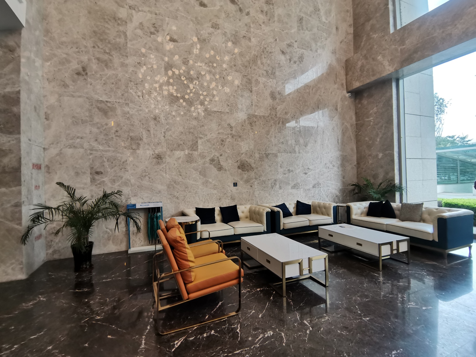 Manhattan Hotel (Guangxi University) 3*