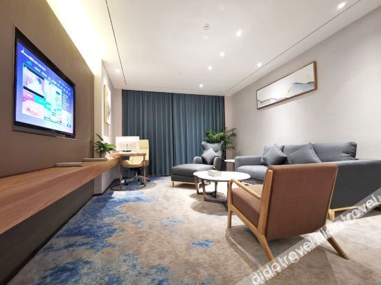 Huangguan Hotel 3*