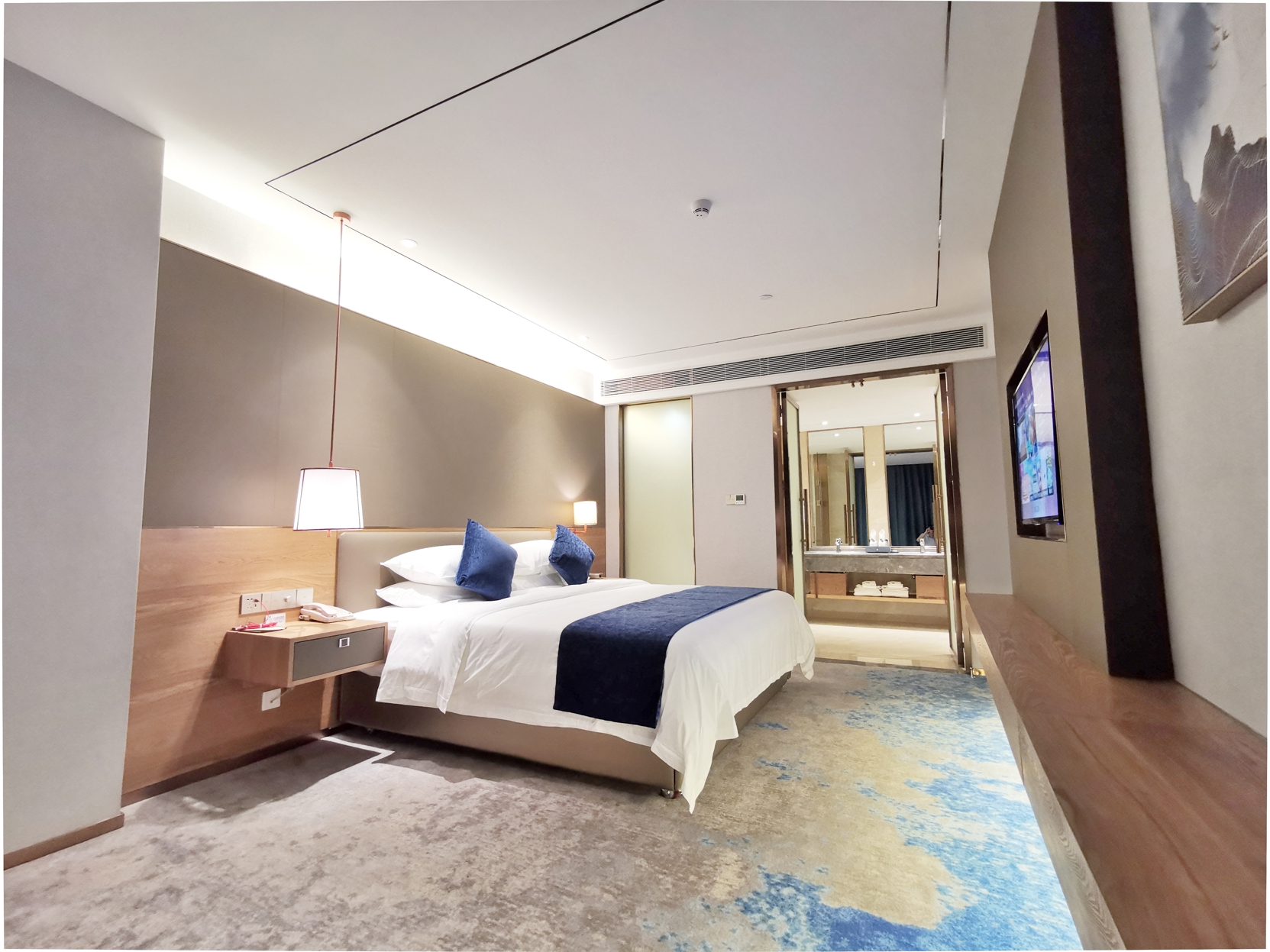 Huangguan Hotel 3*