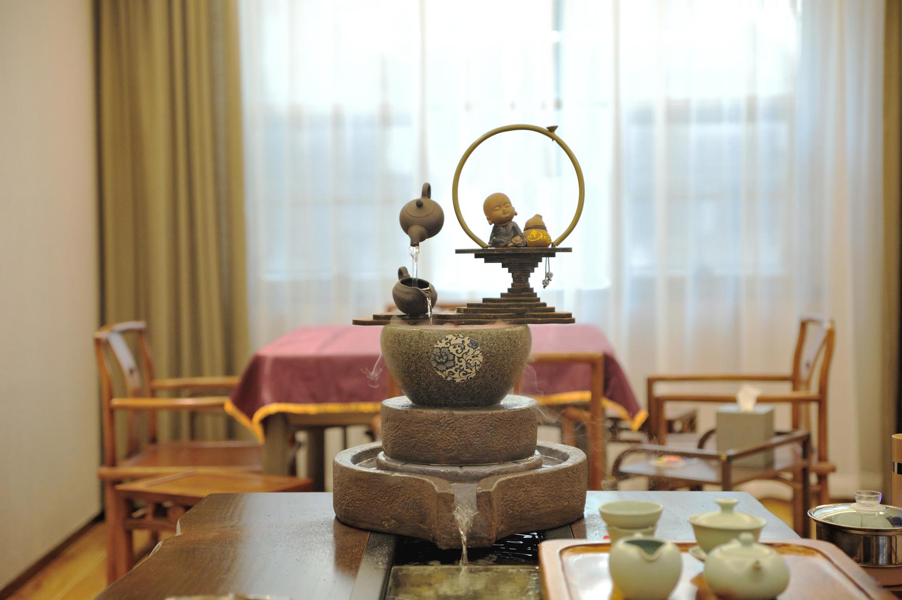 Huangguan Hotel 3*