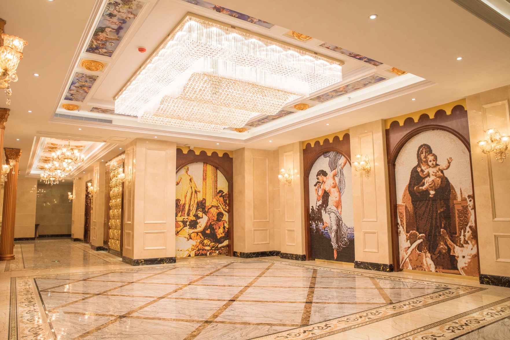 Huangguan Hotel 3*