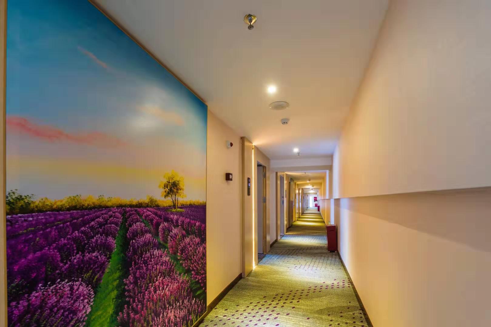 Lavande Hotel (Guiyang Exhibition Center Financial City) 3*