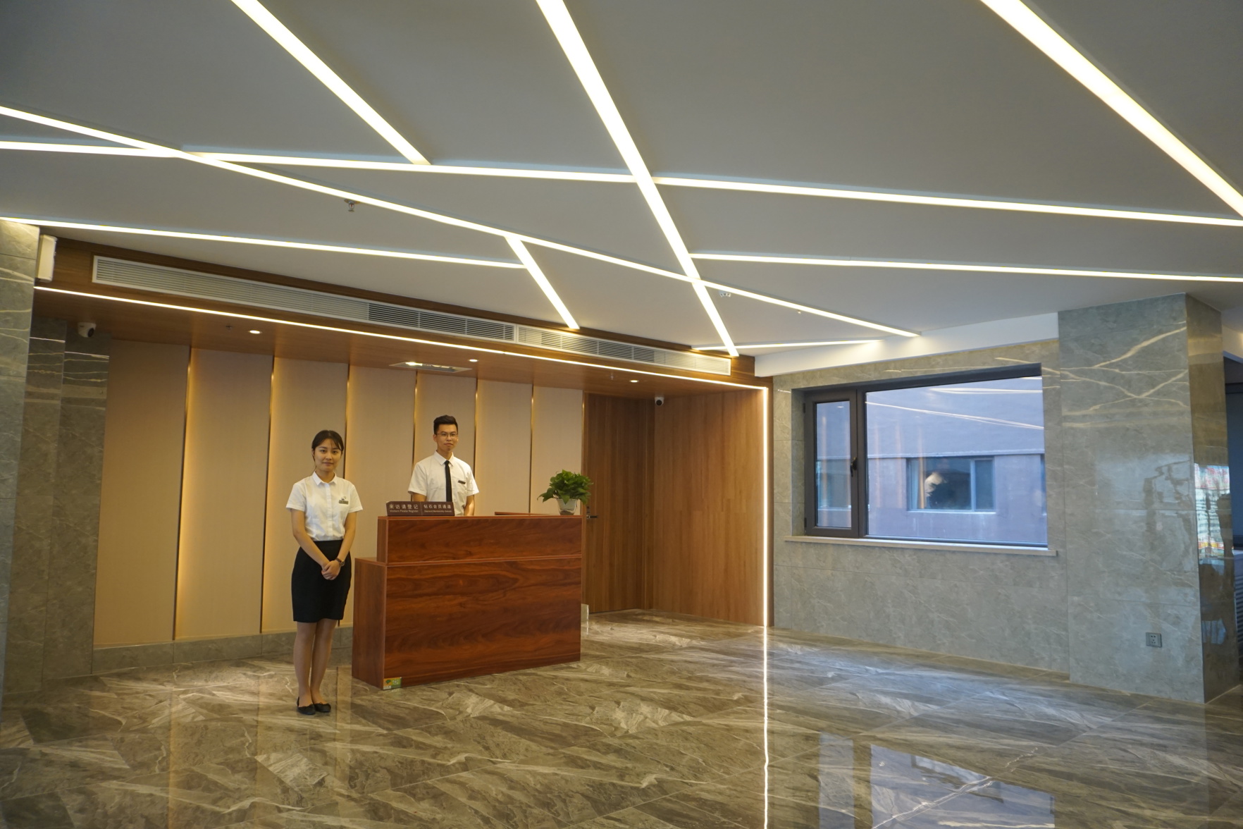Skyl'ne Hotel (Shenyangbei Railway Station) 3*