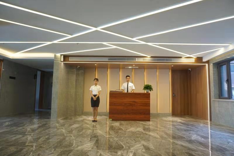 Skyl'ne Hotel (Shenyangbei Railway Station) 3*