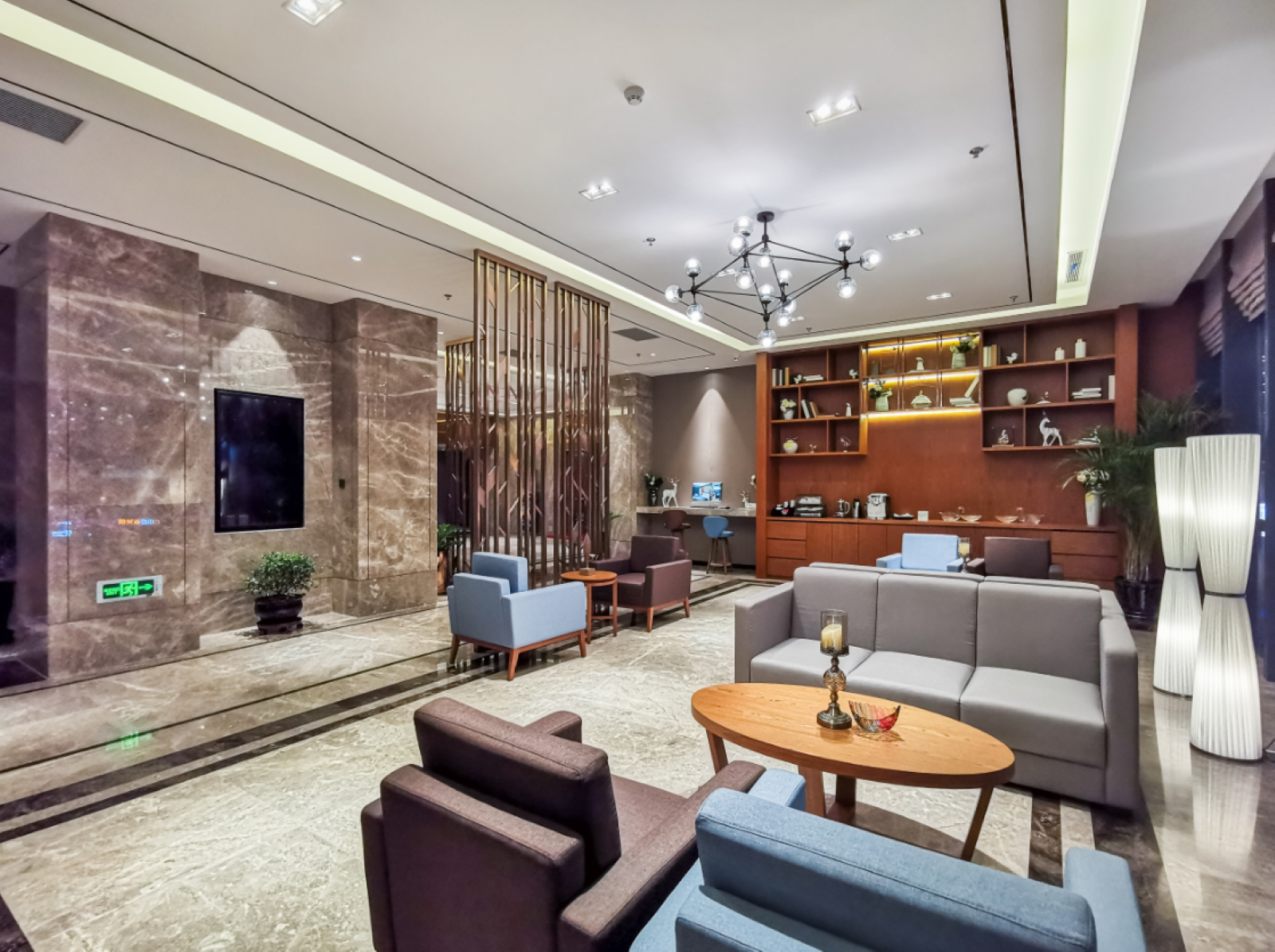 Skyl'ne Hotel (Shenyangbei Railway Station) 3*