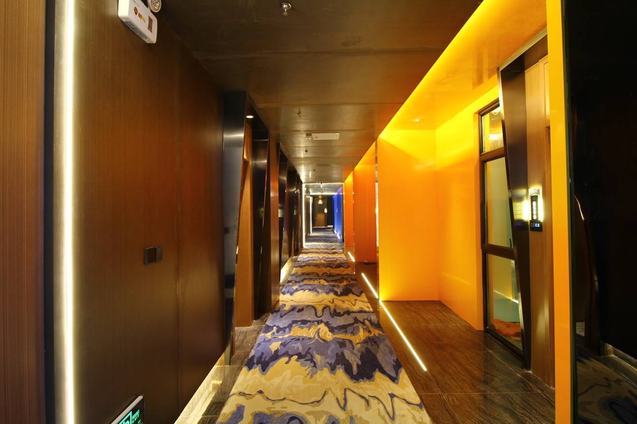 Junlan Suber Cloud Hotel (Lanzhou Railway Station Wuquan Square Branch) 3*