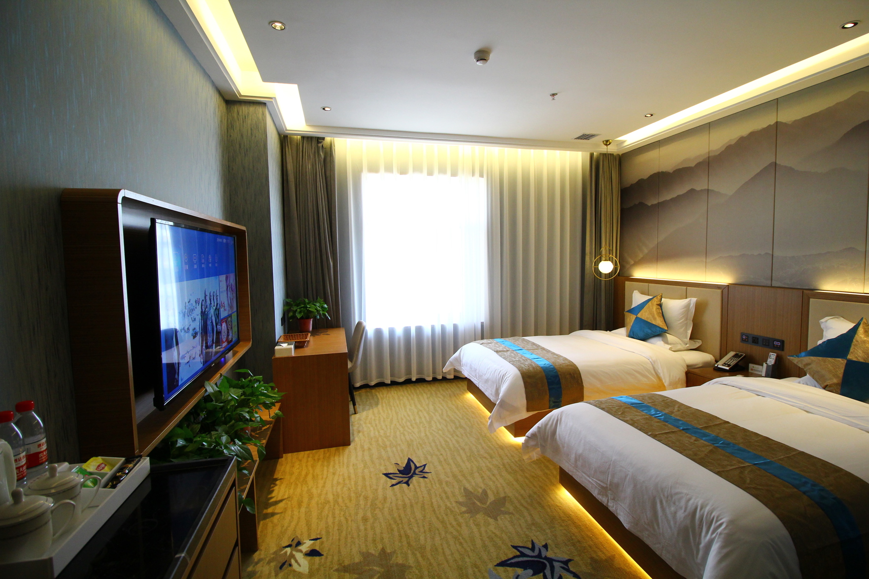 Junlan Suber Cloud Hotel (Lanzhou Railway Station Wuquan Square Branch) 3*