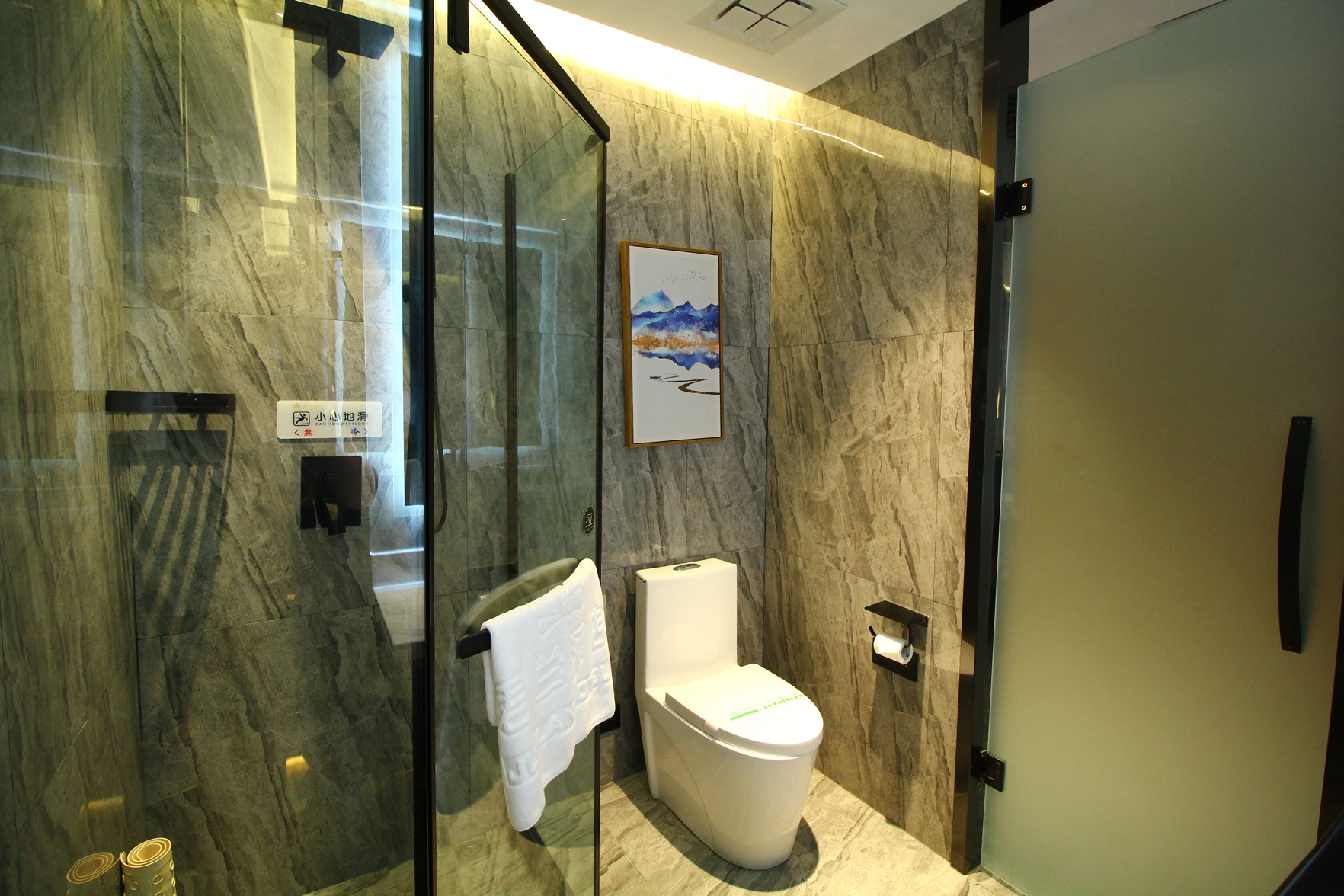 Junlan Suber Cloud Hotel (Lanzhou Railway Station Wuquan Square Branch) 3*