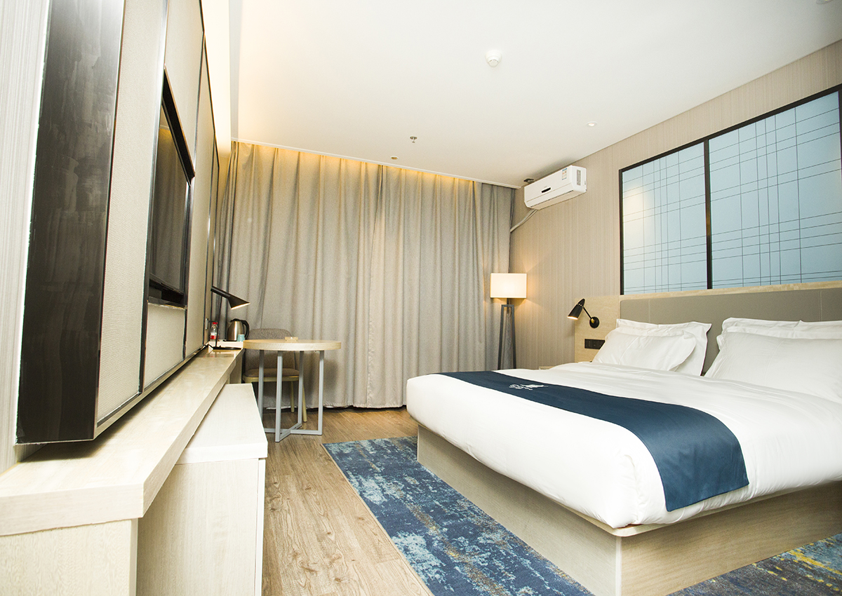 Echarm Hotel (Changchun Jiutai District Government Railway Station) 3*