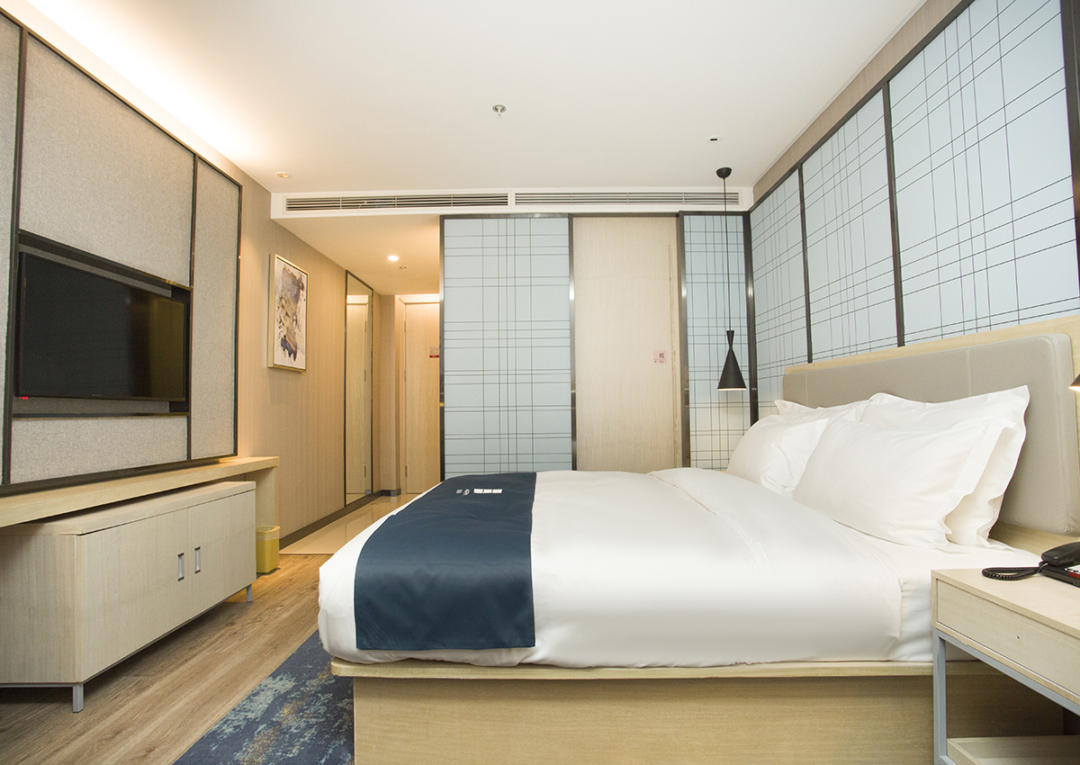 Echarm Hotel (Changchun Jiutai District Government Railway Station) 3*