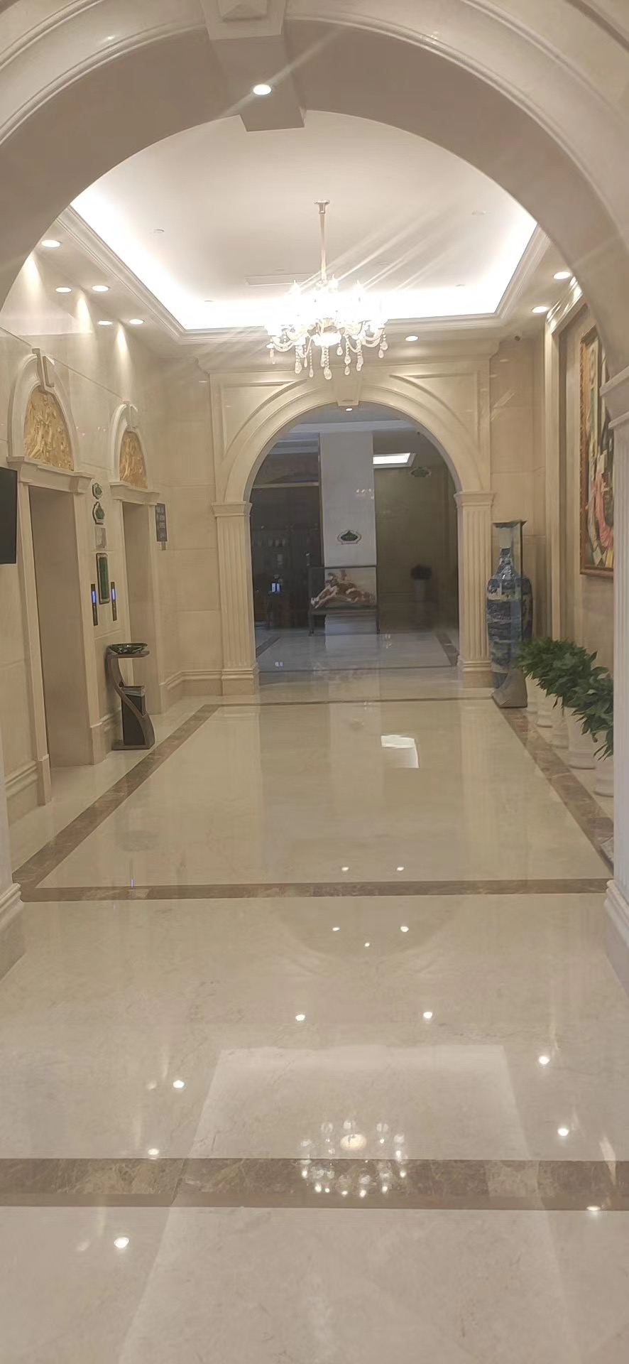 Vienna Hotel (Xiushui Bus Station Branch) 3*