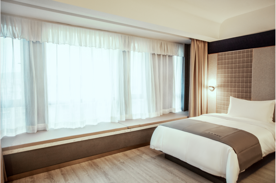 Lanou Hotel (Guiyang Huaxi District Meide Government House Branch) 3*