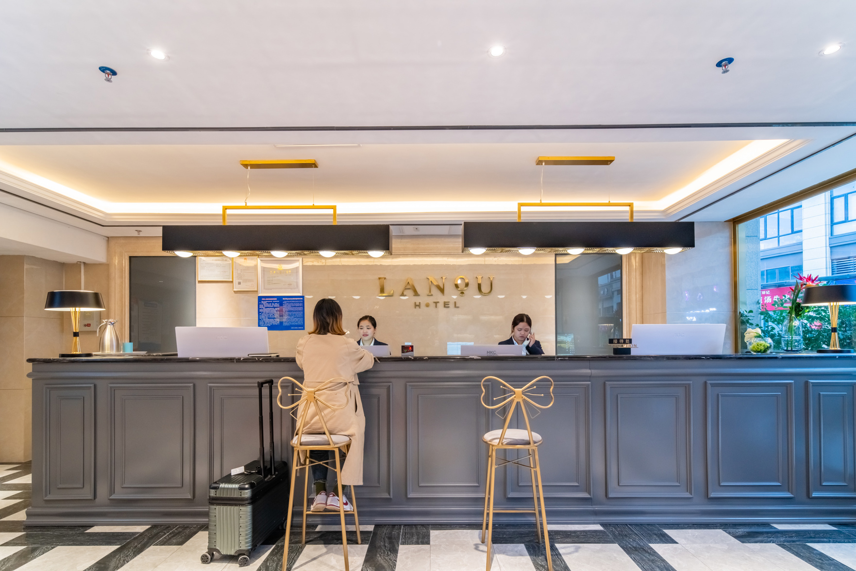 Lanou Hotel (Guiyang Huaxi District Meide Government House Branch) 3*