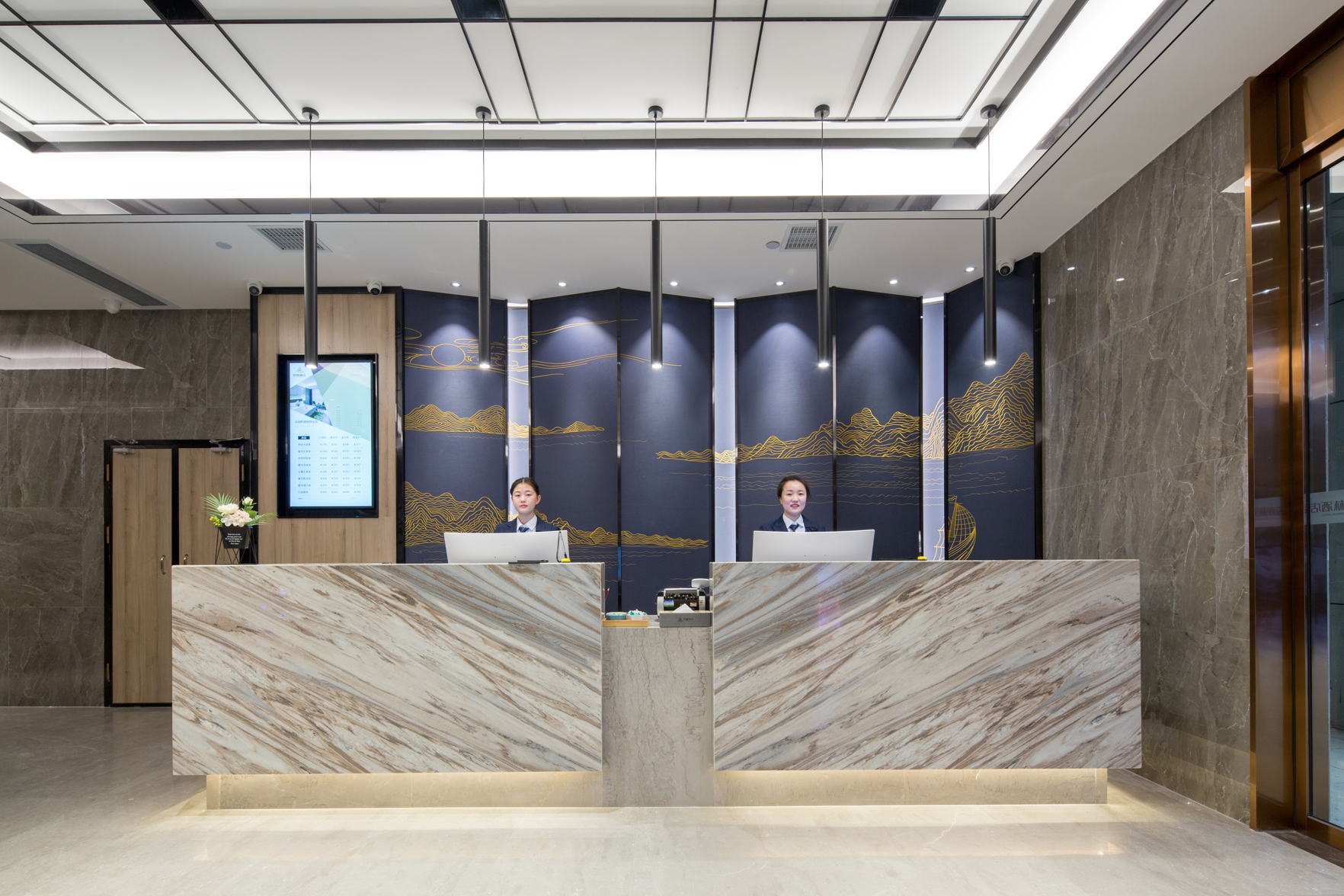 Morning Hotel (Changsha Yanghu New City Metro Station) 3*