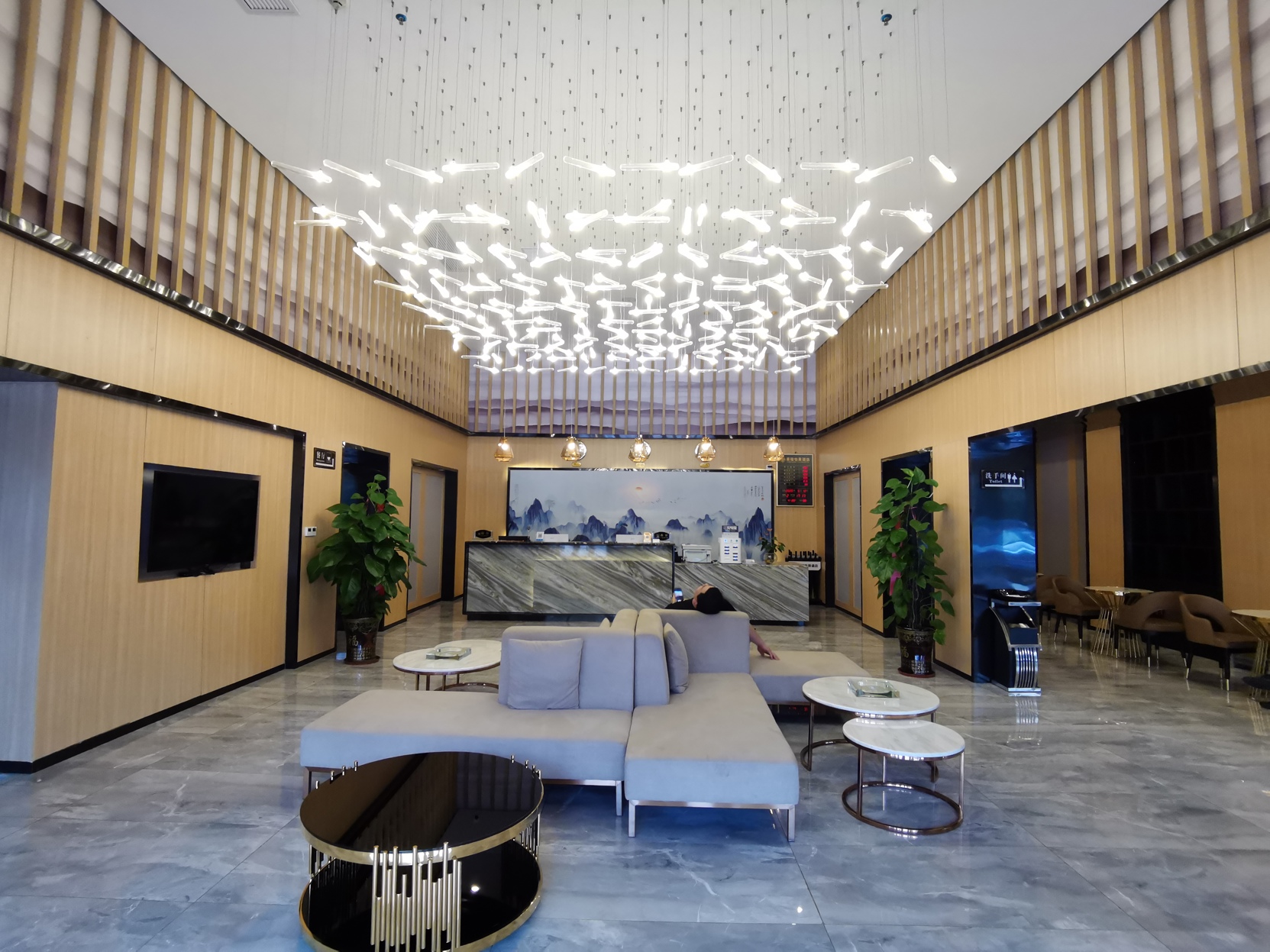 Fangchenggang Jingcheng Yijing Hotel 2*