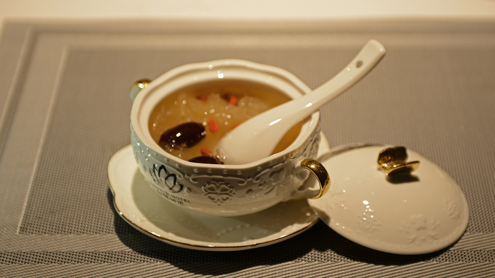 Borrman Hotel (Huaihua High Speed Railway South Station Wanda Plaza) 3*