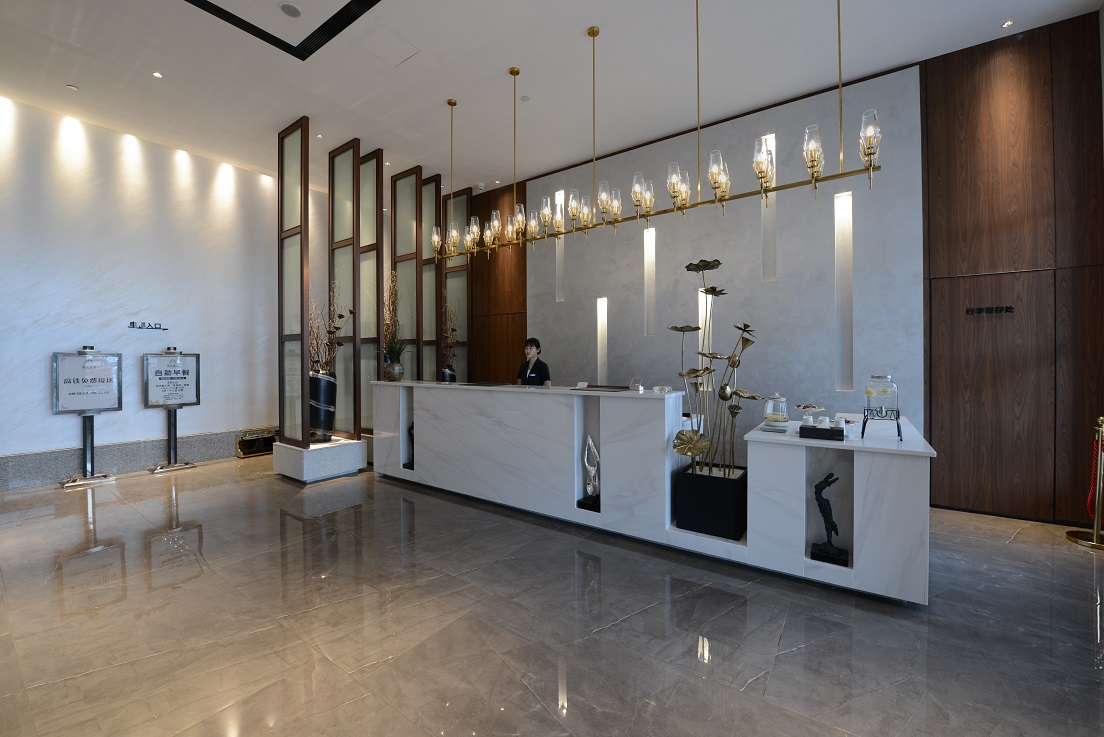 Borrman Hotel (Huaihua High Speed Railway South Station Wanda Plaza) 3*