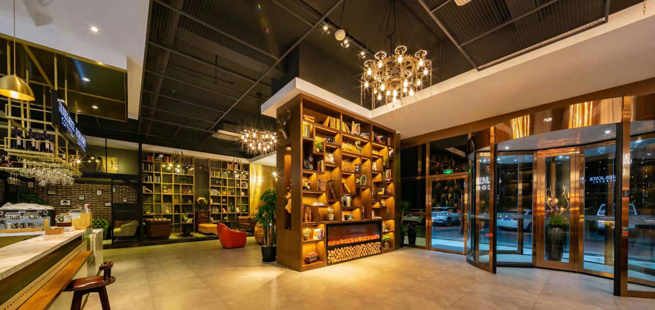 James Joyce Coffetel (Chengdu Shuangliu Airport, Haibin City Wanda Plaza Branch) 4*