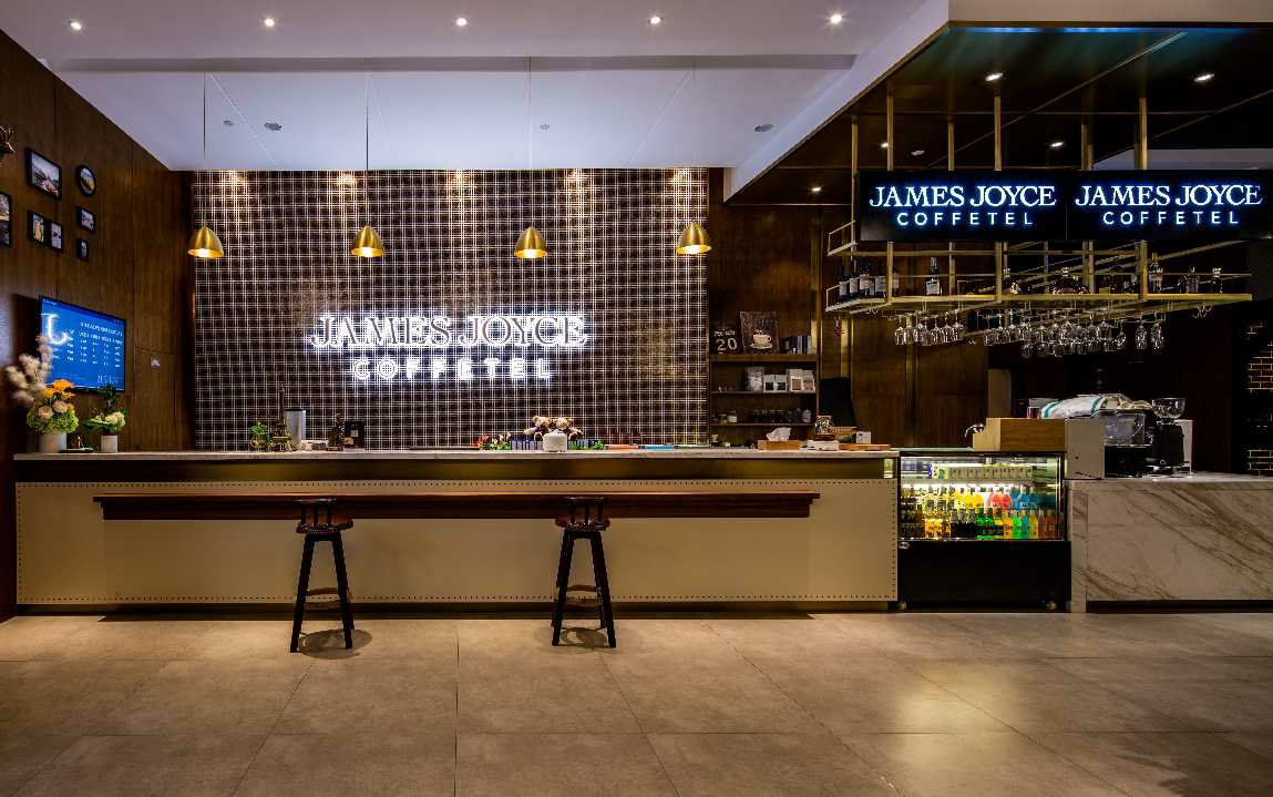 James Joyce Coffetel (Chengdu Shuangliu Airport, Haibin City Wanda Plaza Branch) 4*