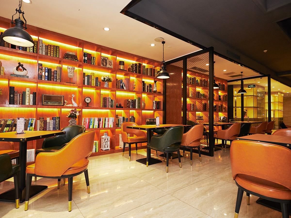 James Joyce Coffetel (Chengdu Shuangliu Airport, Haibin City Wanda Plaza Branch) 4*