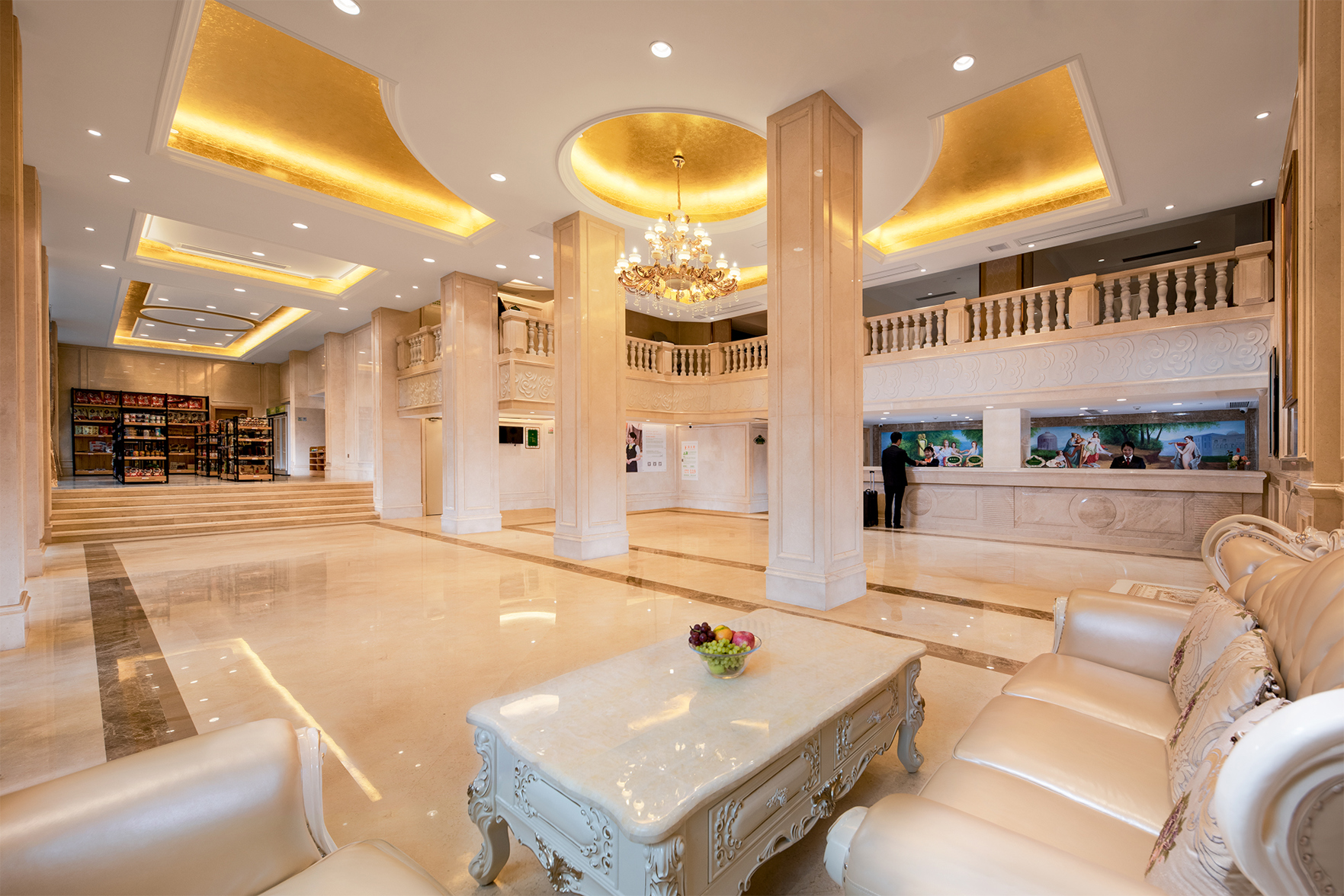Vienna Hotel (Fenghuang Old Town) 3*