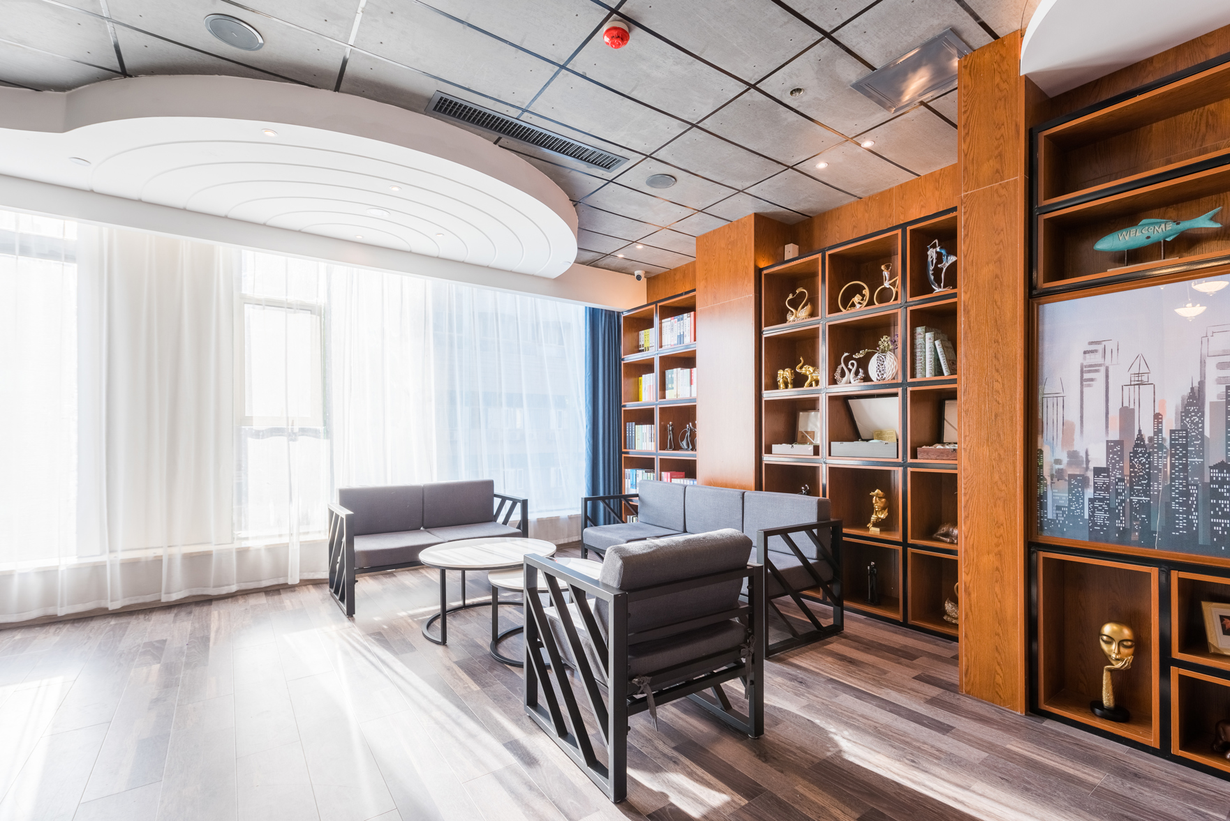 Denghou Hotel (Guiyang Fountain Metro Station) 2*