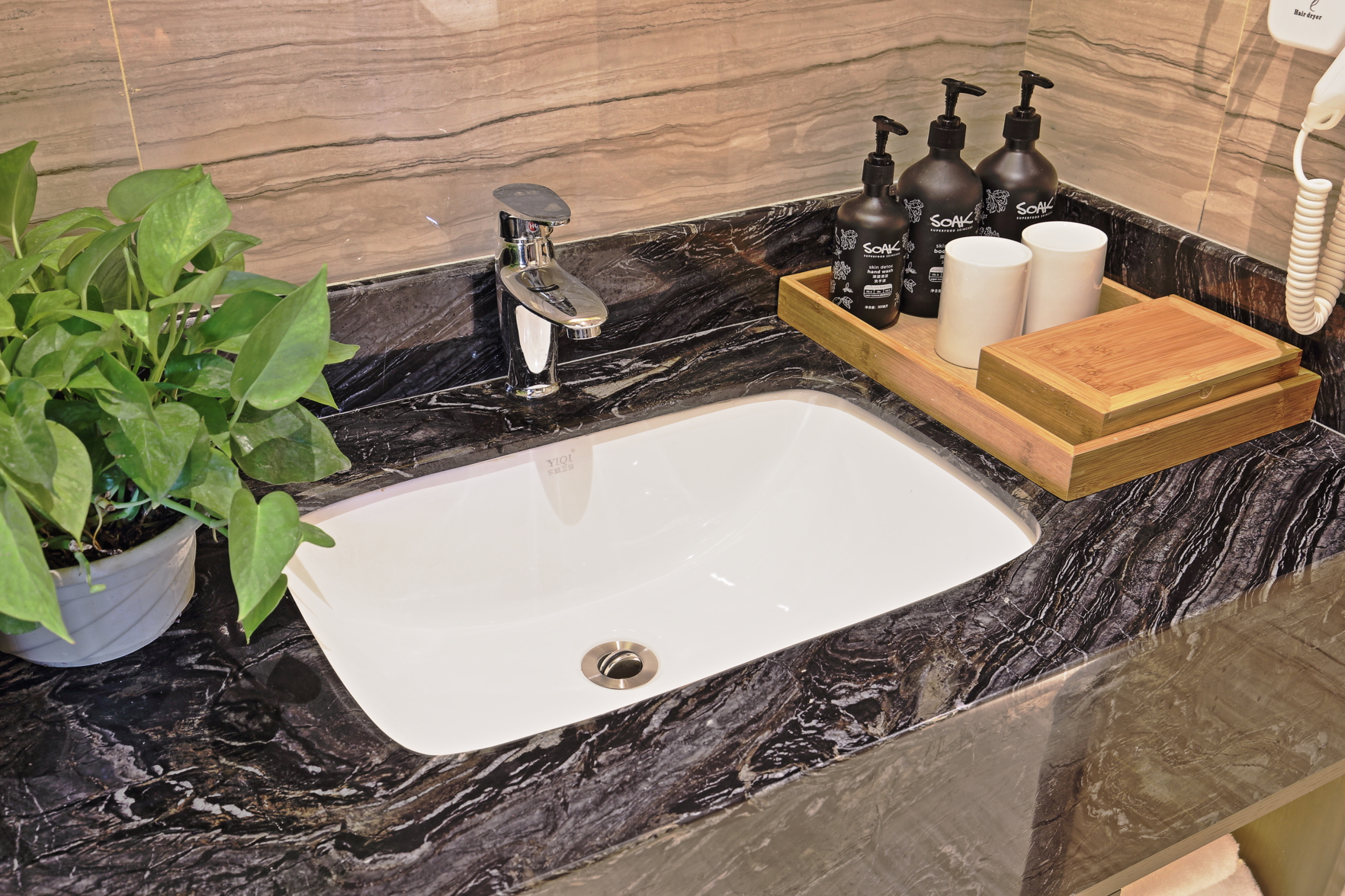 Boju Hotel (Foshan Huaxia Ceramic City) 2*