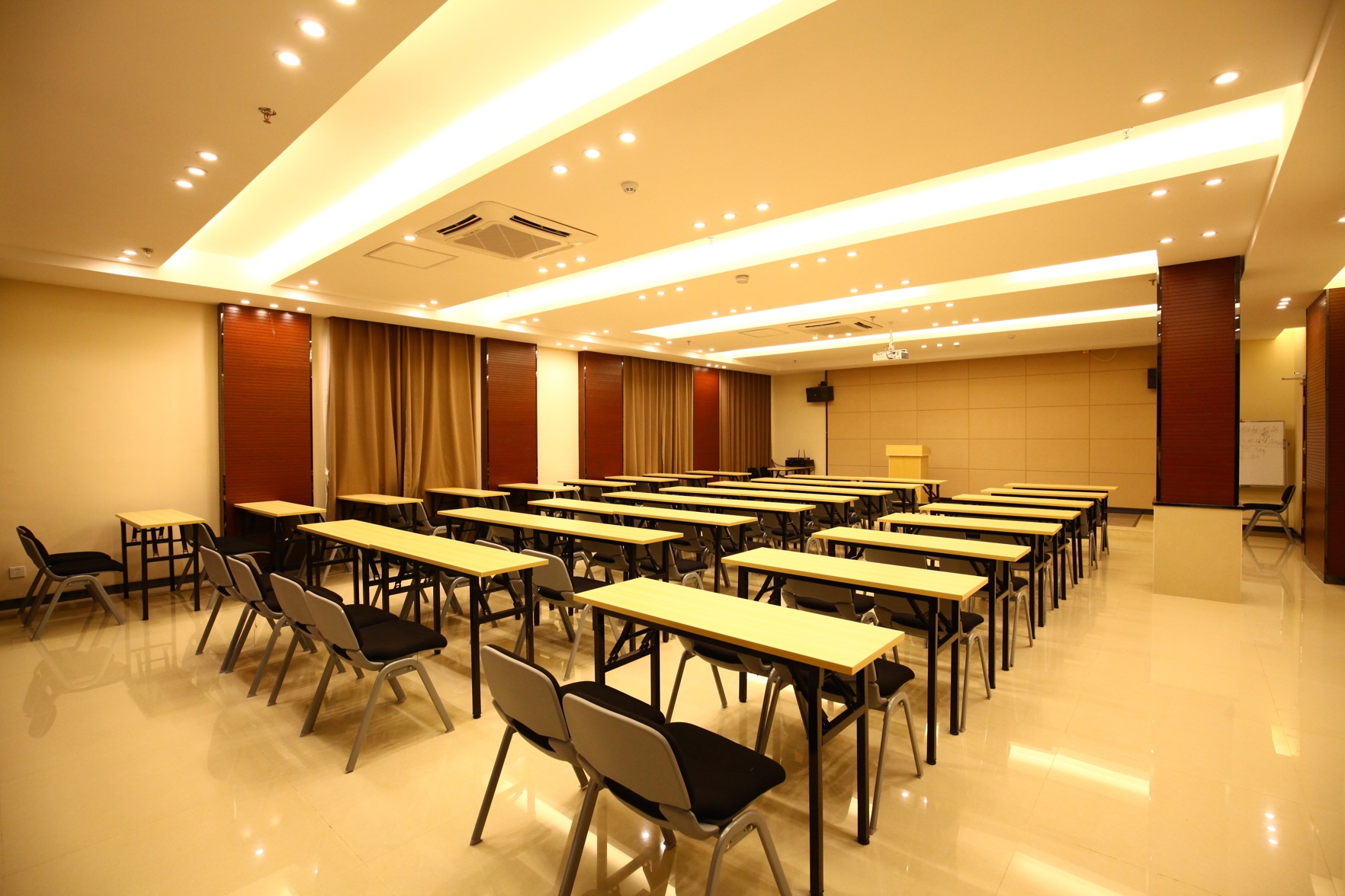 City Comfort Inn Hotel (City Comfort Inn Guiyang Normal University) 2*