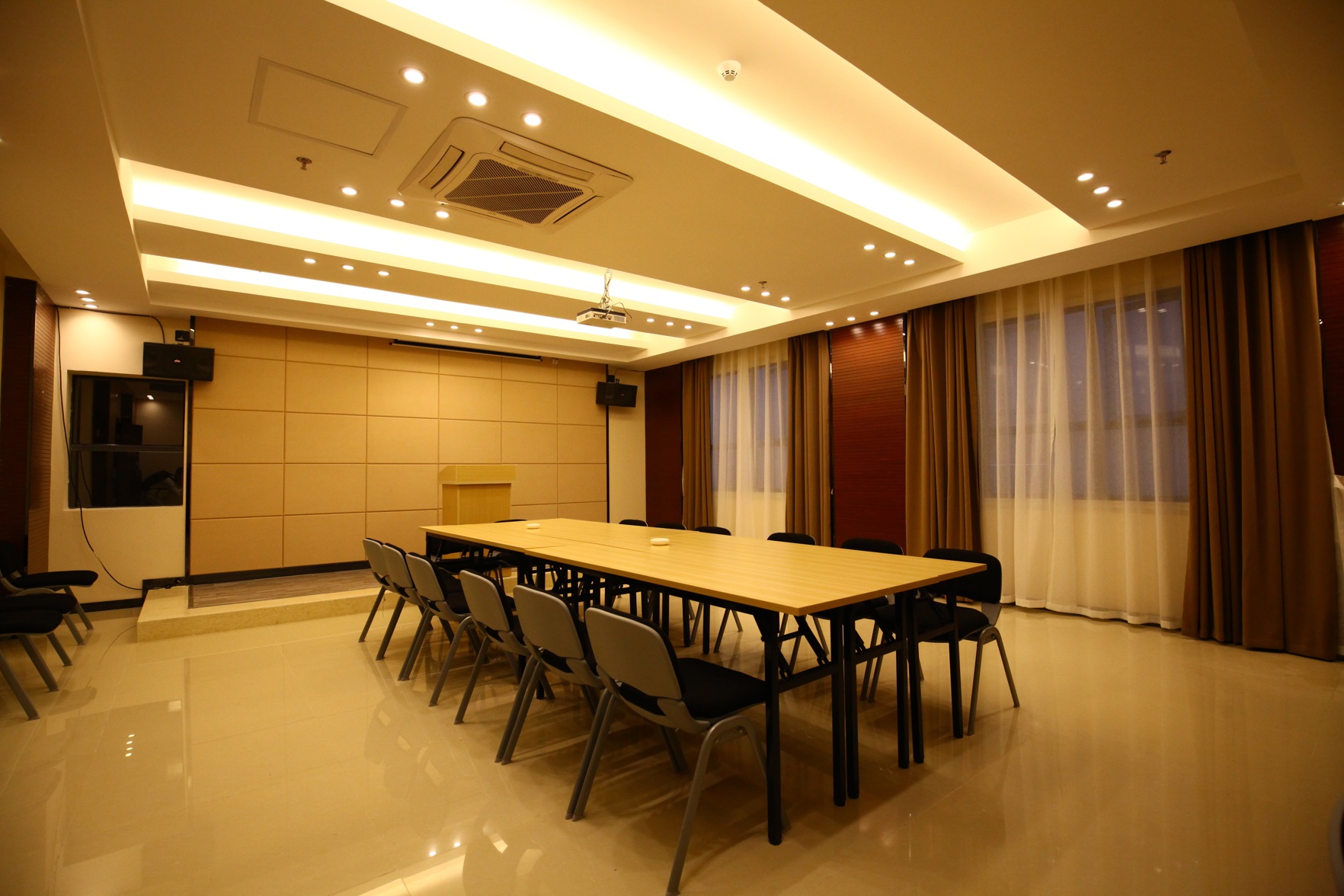 City Comfort Inn Hotel (City Comfort Inn Guiyang Normal University) 2*